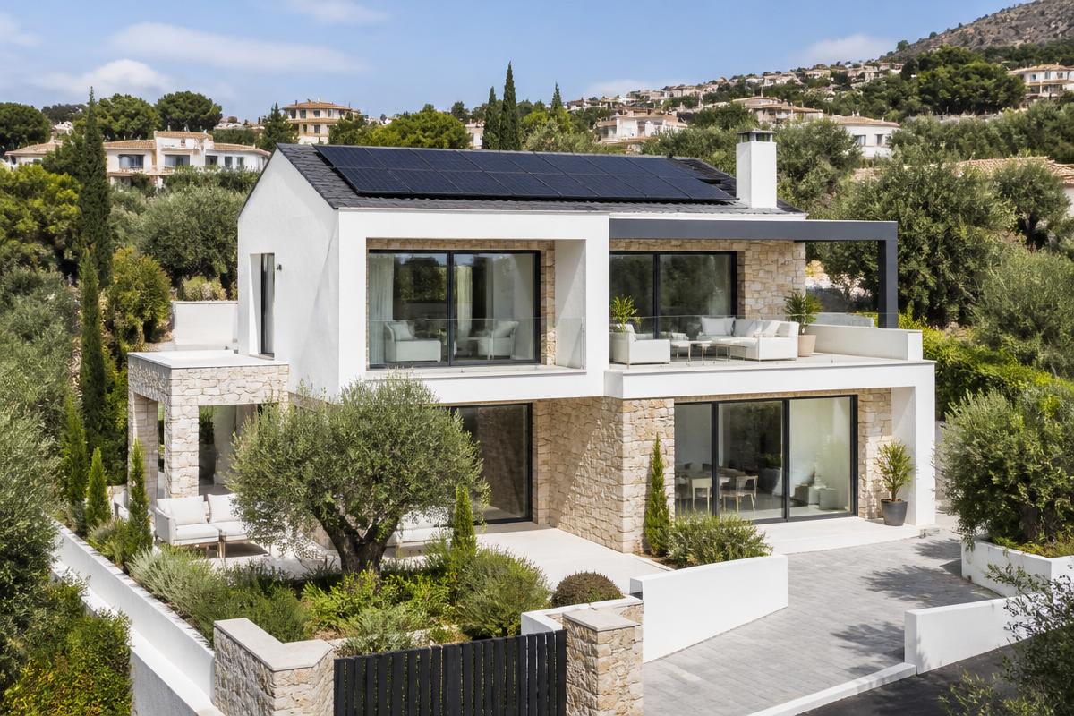 HOME 10 — Η πρώτη ολοκληρωμένη λύση ενεργειακής αυτονομίας για το σπίτι